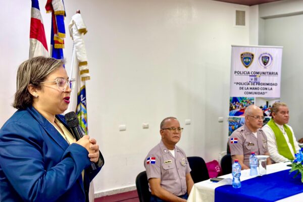 Policía Comunitaria realiza Taller Acciones Preventivas para Líderes Comunitarios