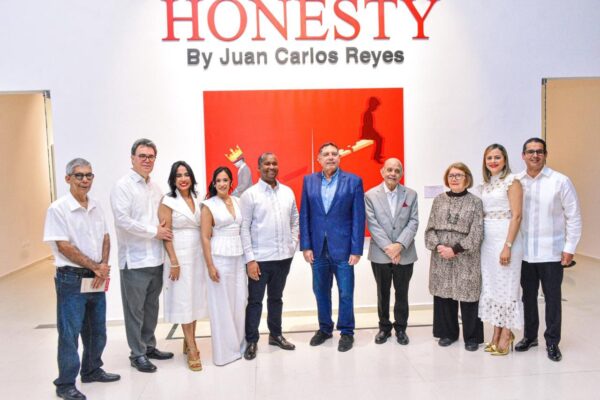 Juan Carlos Reyes inaugura “Honesty”, una invitación a sentir y vivir el arte desde el MAM