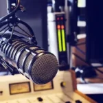 Emisora La X102.1 anuncia nueva programación