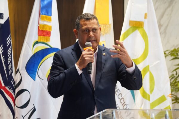 Fedomu aclara solo los ayuntamientos pueden otorgar permisos de uso de suelo