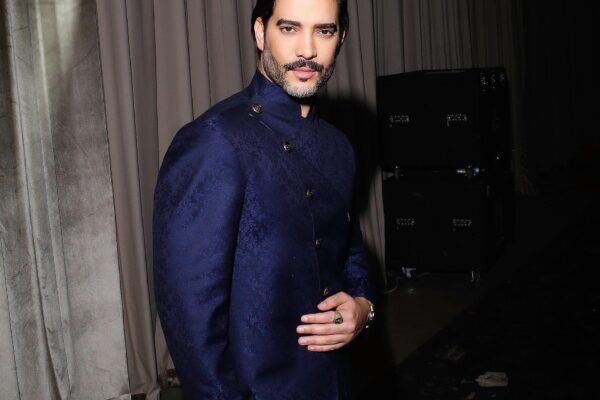 Lowensky Natera regresa a la conducción del preshow y alfombra roja de “Premios a la Moda Dominicana”