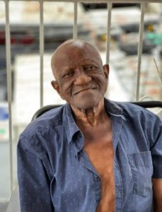 Fallece el padre de Aquiles Correa; él lo despide con peculiar mensaje