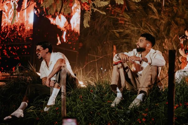 Jay Wheeler sorprende como invitado especial en la residencia de Bad Bunny en PR