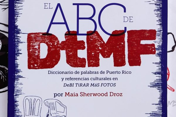 Maia Shelwood Droz presenta diccionario inspirado en Bad Bunny en la Feria del Libro