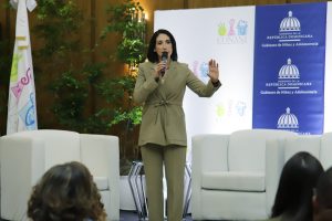 primera dama de la República y presidenta honorifica del Gabinete de Niñez y Adolescencia, Raquel Arbaje