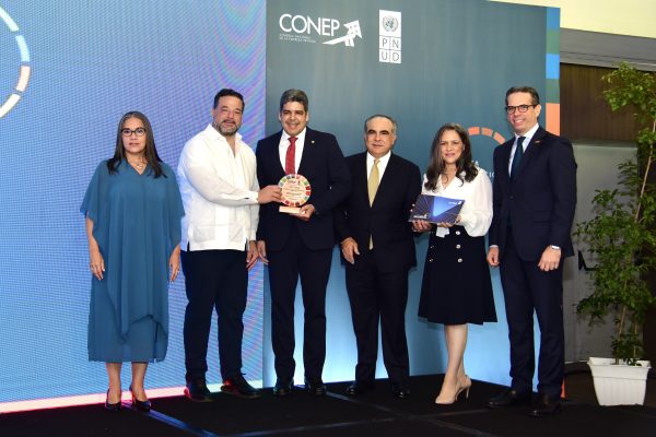 Asociación Cibao recibe reconocimiento por su Programa de Inclusión Financiera