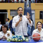 Kelvin Cruz remoza polideportivo y realiza aporte al TBS de Barahona