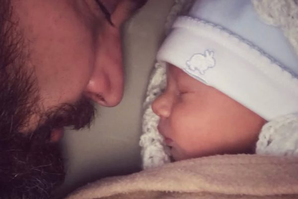 Julián Gil comparte tierno mensaje a su hijo Matías