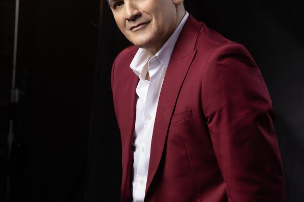 Eddy Herrera anuncia invitados a su concierto en el Lehman Center For The Performing Arts