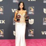 Natti Natasha se lleva dos estatuillas en Premio Lo Nuestro
