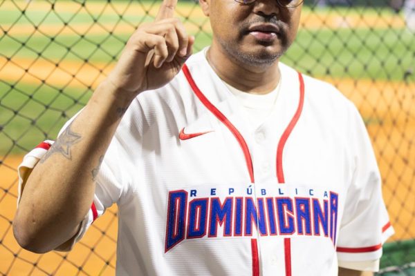 Santiago Matías lanzará la primera bola en el Clásico Mundial de Béisbol