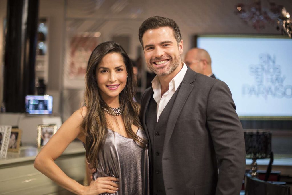 Actor Roberto Manrique es impactado por tubo de metal en el rostro