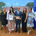 Alcaldía de Miami-Dade y Consulado dominicano en Miami reconocen trayectoria de Giannina Azar