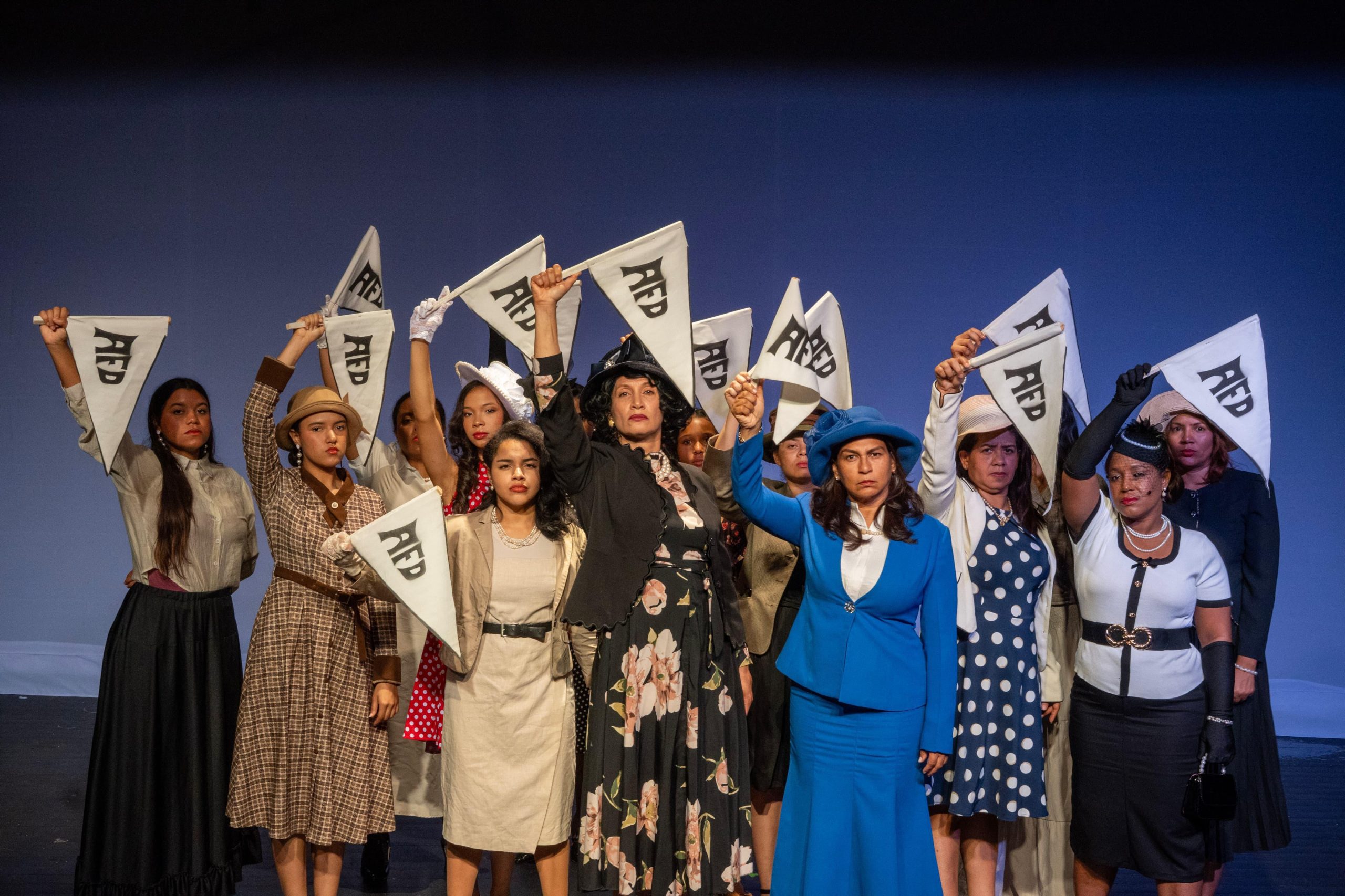 Tribunal falla a favor de Studio Teatro Wendy Queliz
