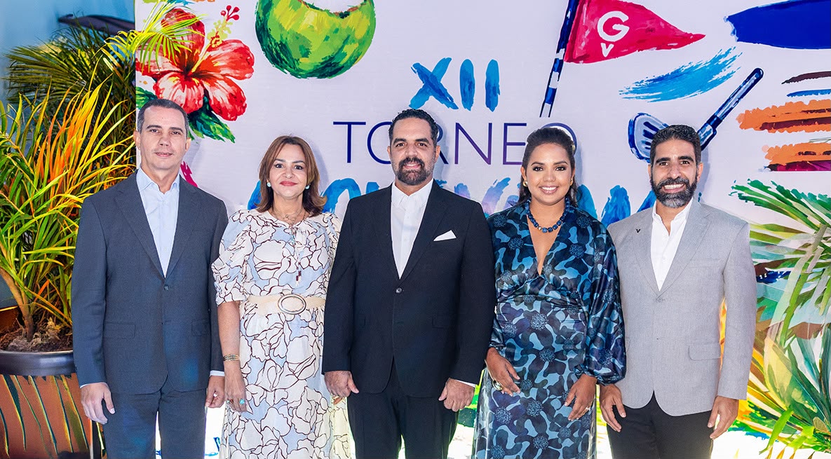 Christian del Rosario, Josefina González, Bernardo Then, Franchesca Páez y Fernando Zapeg