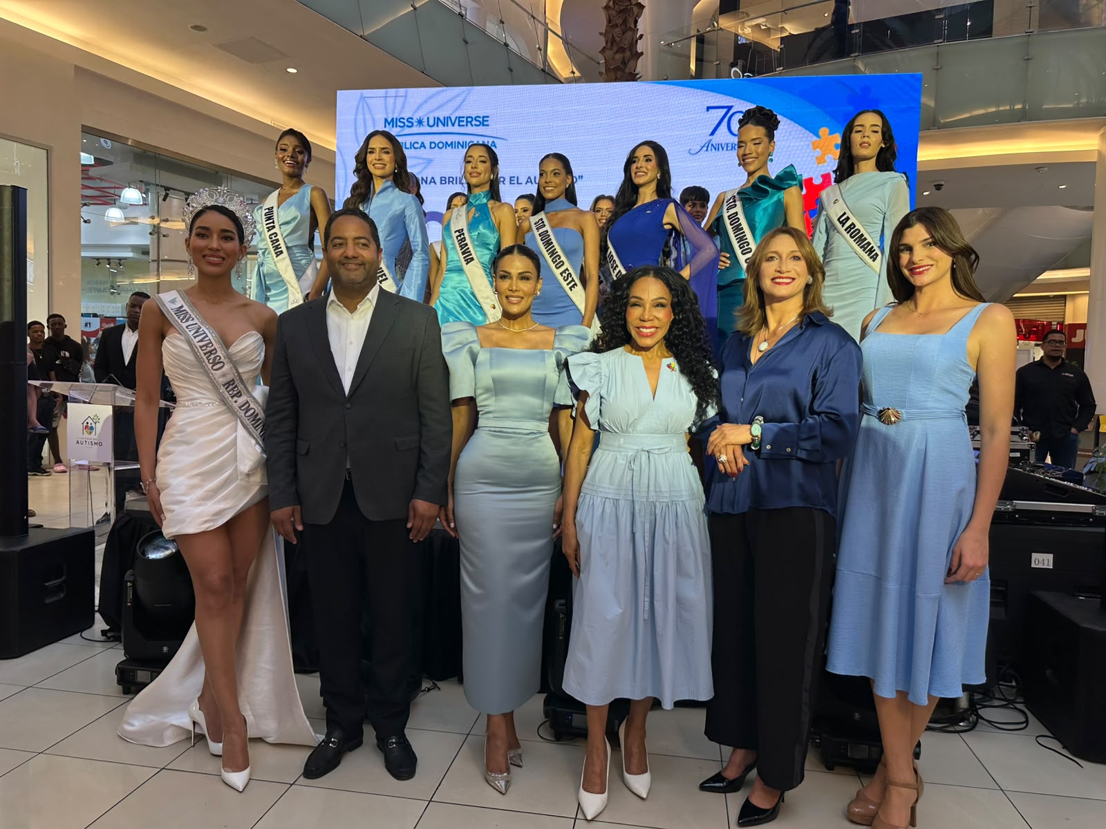 Miss RD Universo impulsa la inclusión con el foro “La Corona Brilla por el Autismo”
