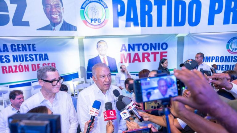 Ministro administrativo de la Presidencia pide no politizar la educación