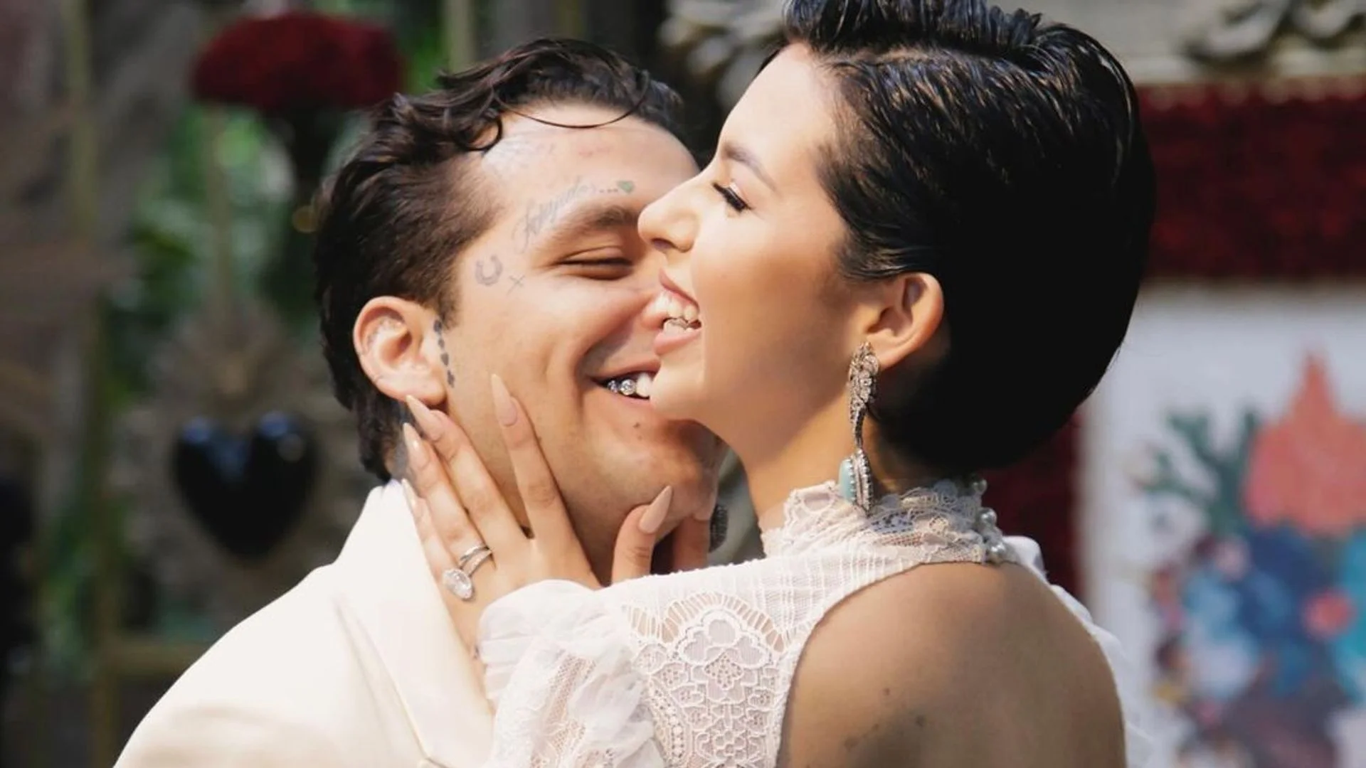 Ángela Aguilar revela las razones por las que no ha celebrado su boda con Nodal
