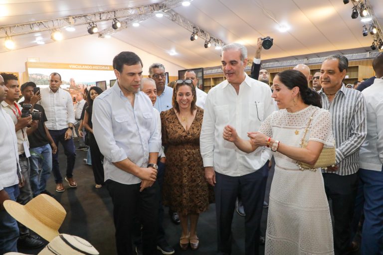 Luis Abinader destaca gran acogida de la Feria Internacional del Libro 2026