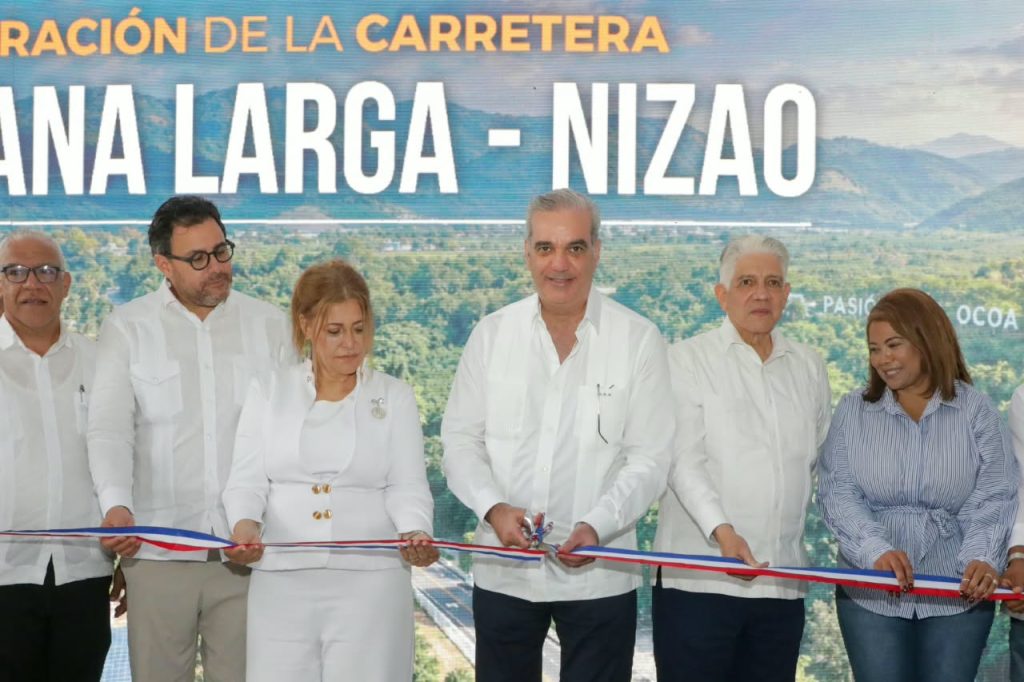 Luis Abinader inaugura carretera Nizao-Sabana Larga-Ocoa