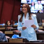 Selinée Méndez exige al MINERD informe sobre planteles pendientes