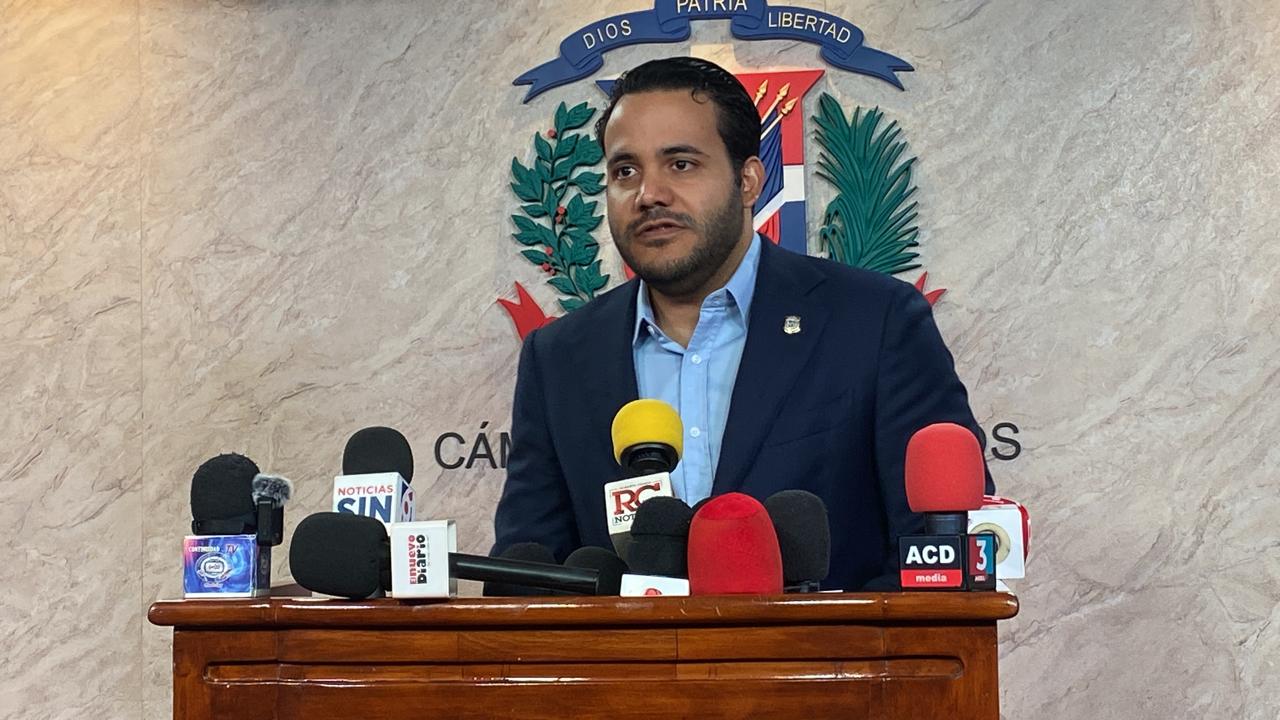 Proyecto de ley aumenta las pensiones y baja a la mitad la comisión de las AFP